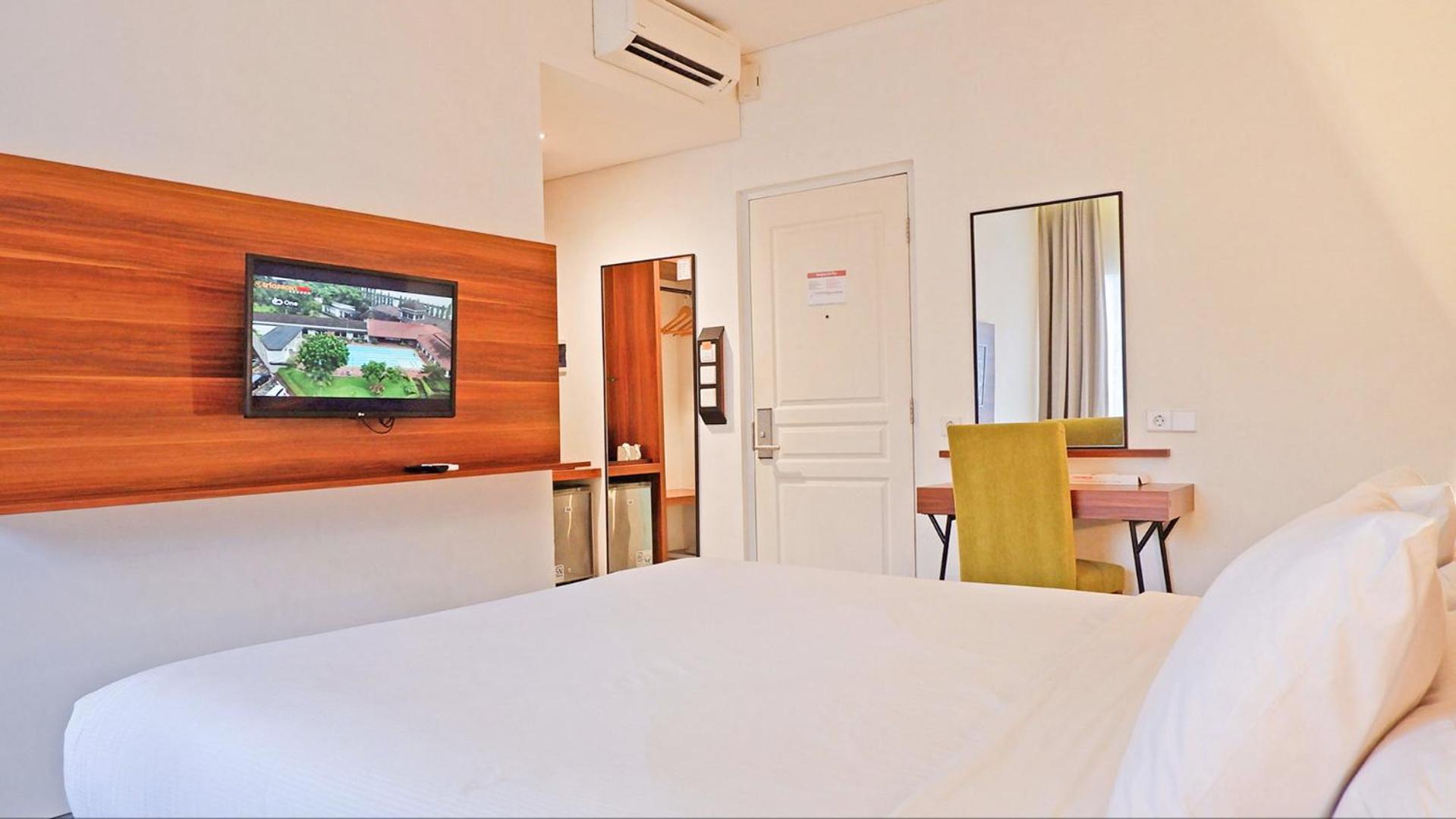 Front One Resort Magelang Exterior foto