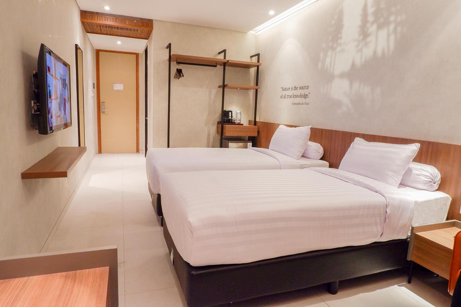 Front One Resort Magelang Exterior foto
